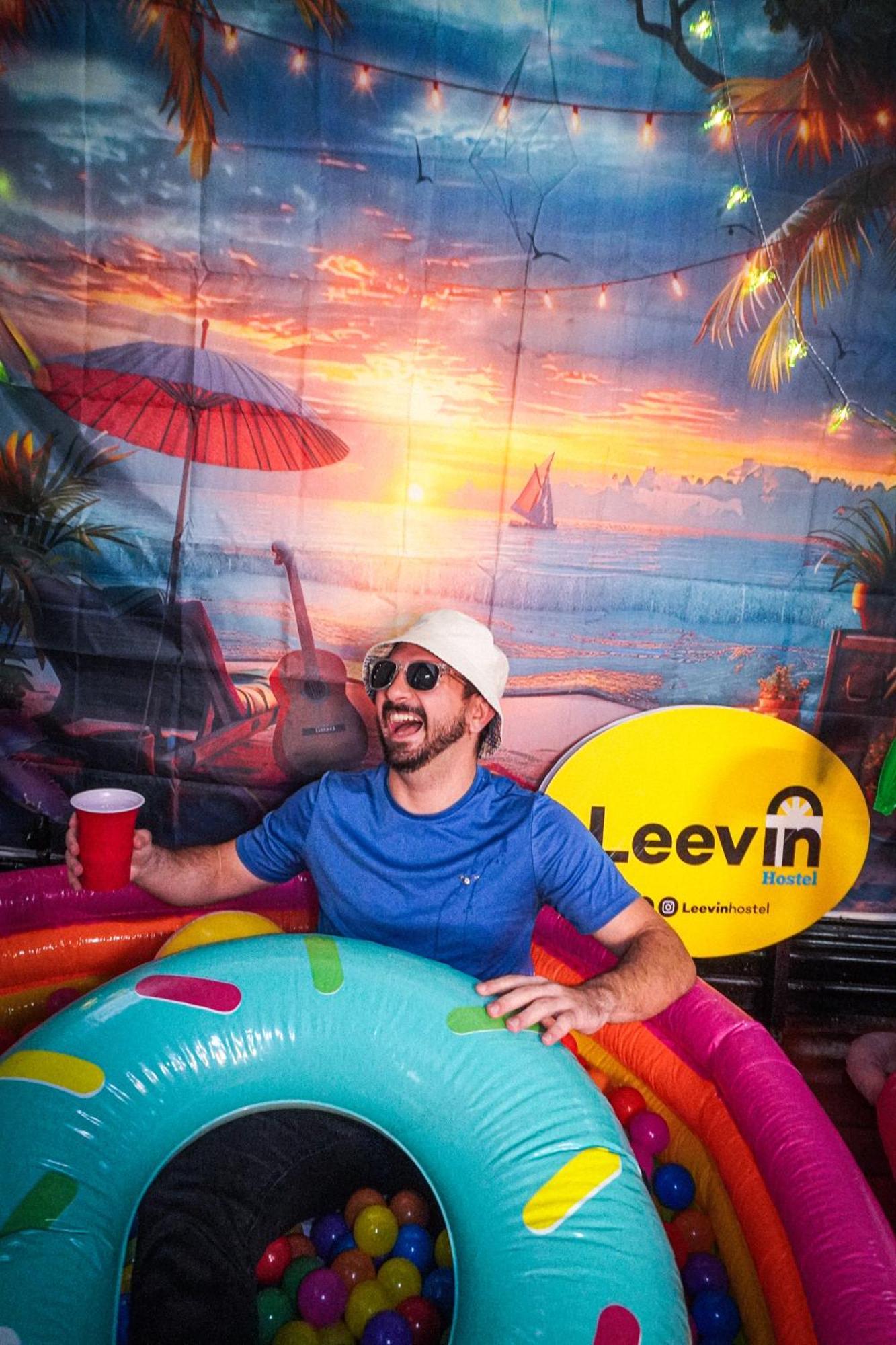 Leevin Hostel Mountjoy Dublin Exterior photo
